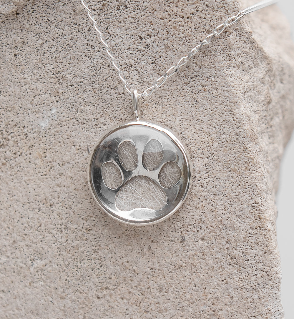 Kettenanhänger "Pfötchen"