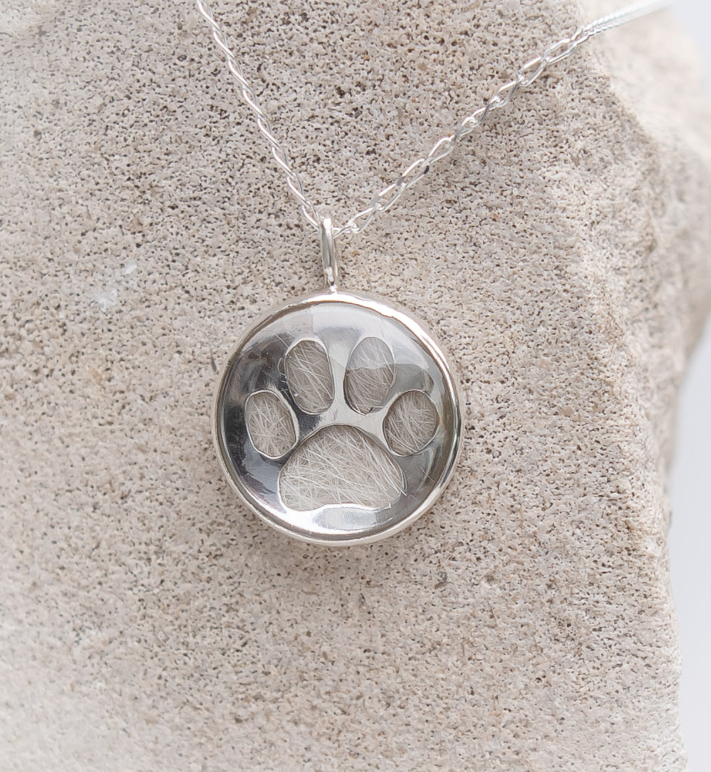 Kettenanhänger "Pfötchen"