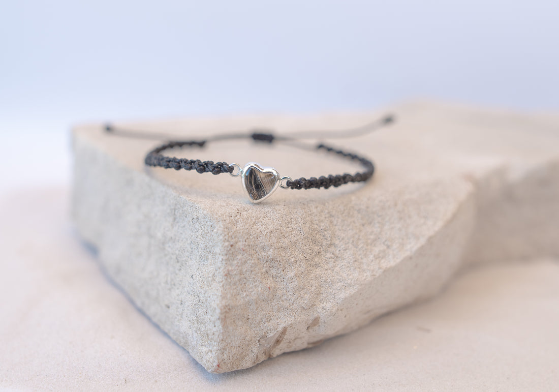 Geknüpftes Armband "Herzchen"