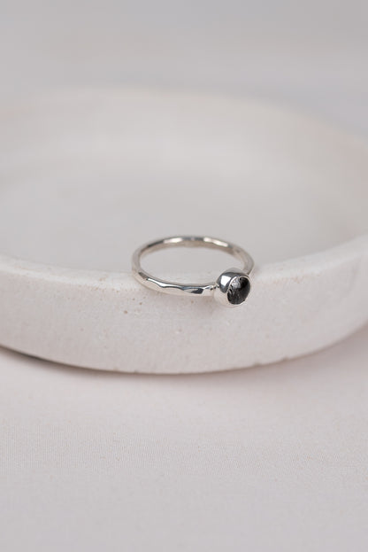 NEU Gehämmerter Ring
